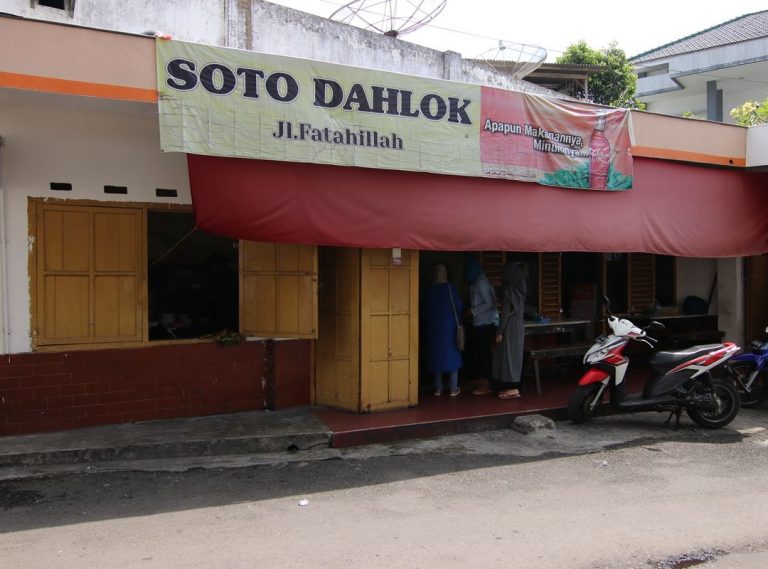 Soto Ayam Dahlok