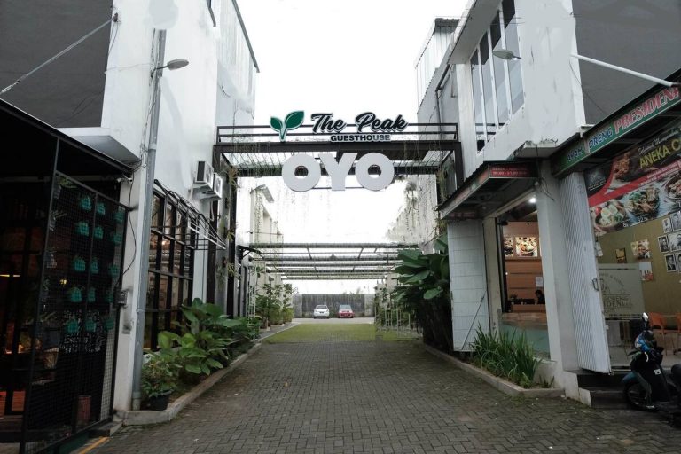 OYO 620 The Peak Guest House Syariah